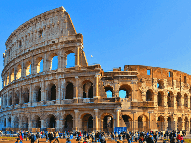  Roman Colosseum – Đấu trường La Mã của Ý