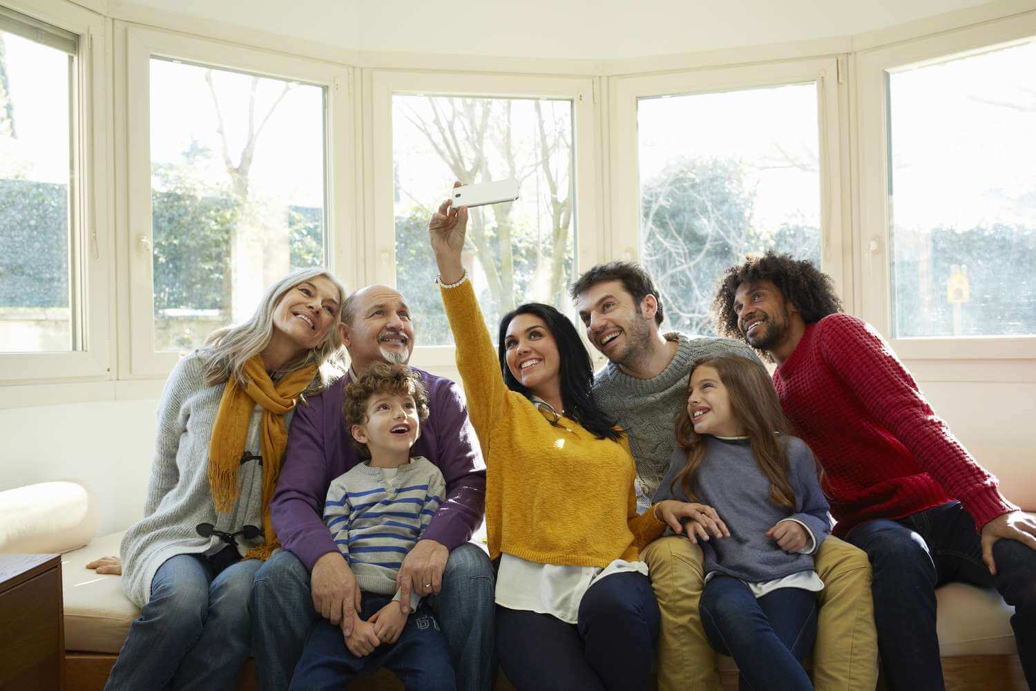 Pros and cons of extended families